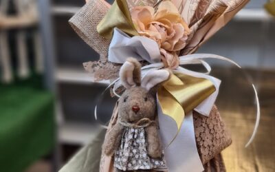 Campana coniglio beige Pasqua 2025
